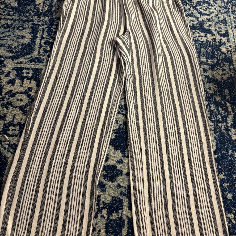 Old Navy Black and White Wide Leg Pants
